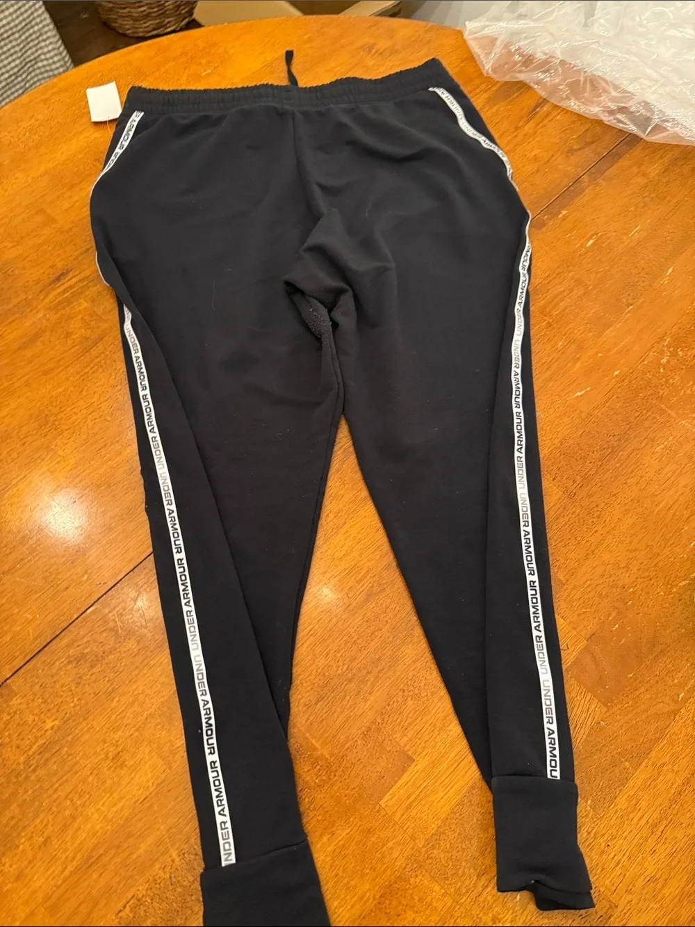 Under Armour Black Men Jogger Pants with Side Logo Tape Large